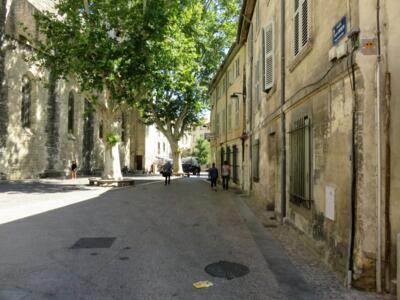 AVI_03, Space Invader on 6 Place Saint-Didier — Street art by Invader in Avignon