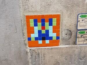 GRN_17, Space Invader du cours Berriat — Street art de Invader à Grenoble