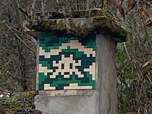 FTBL_10, Space Invader de Grande Rue — Street art de Invader à Barbizon