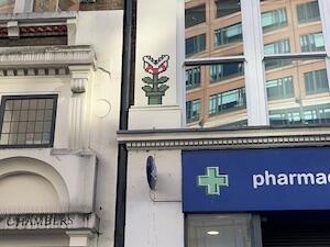 LDN_168, Space Invader de Bishopsgate — Street art de Invader à London