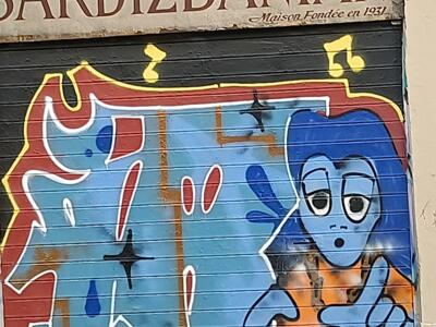 Personnage bleu à la bombe, Bardizbanian — Street art à Marseille
