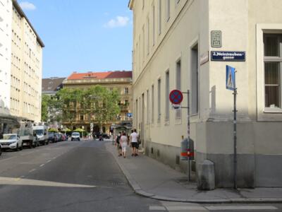 WN_28, Space Invader on Praterstraße — Street art by Invader in Wien