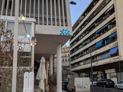 MARS_55, Space Invader on 1 Rue Méry — Street art by Invader in Marseille
