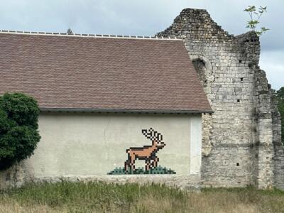 FTBL_31, Space Invader de la route du Monastère — Street art de Invader à Fontainebleau