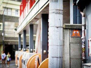 TK_16, Space Invader de la rue Takeshita — Street art de Invader à Tokyo