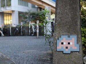 TK_10, Space Invader on Jingumae 3-chōme — Street art by Invader in Tokyo