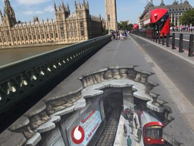 3D Tube Sinkhole, Westminster Bridge — Street art by 3D Joe and Max in London