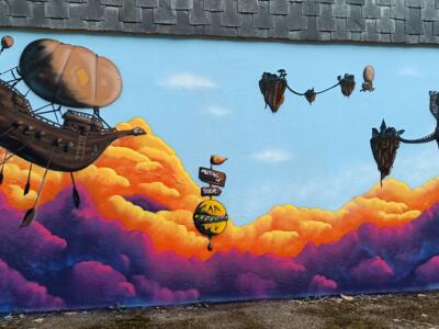 Vaisseau des nuages et château volant — Street art à Paimpol