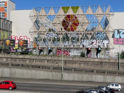 PA_783, Space Invader on Voie DQ/13 — Street art by Invader in Paris