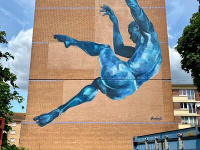 Danseur bleu, BIAM 2023 — Street art de Samione à Lille