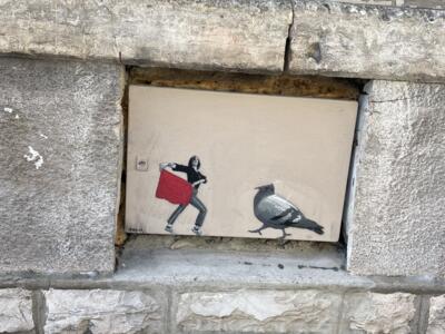The red flag and the pigeon, by Ender — Street art by Ender in Bayonne