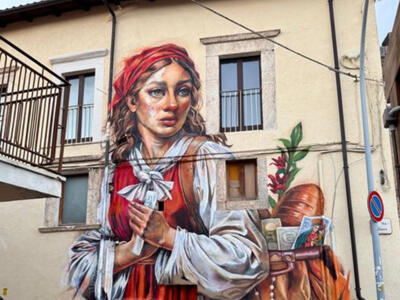 Hope — Street art by Micaela Levesque in Aielli