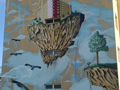 Îles flottantes et immeubles suspendus — Street art à Lisbon