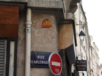 PA_106, Space Invader de la rue Charlemagne — Street art de Invader à Paris