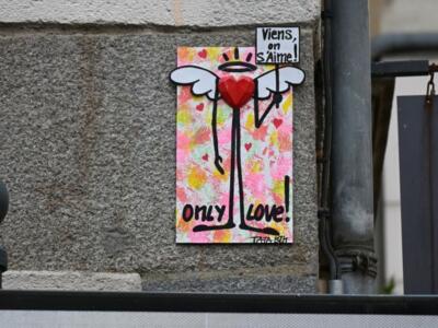 Un cœur plein d'amour — Street art à Rennes