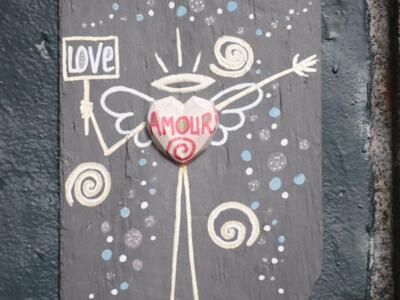 The heart thirsts for love. — Street art in Rennes