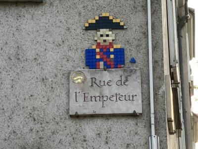 Napoleon — Street art by Mifamosa in Orléans
