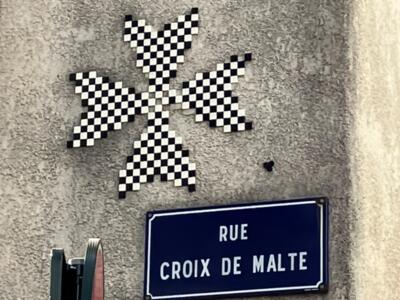 Croix de Malte — Street art de Mifamosa à Orléans