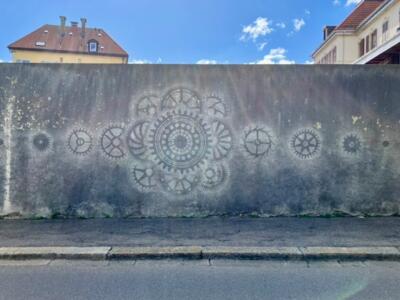 When Time Passes, Something Fades — Street art by Philippe Chevrinais in Le Locle