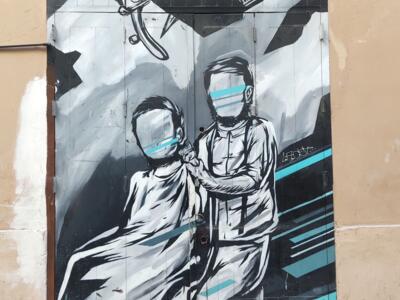 Le barbier aux visages effacés — Street art à València