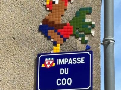 Le coq de l'impasse du Coq — Street art de Mifamosa à Orléans