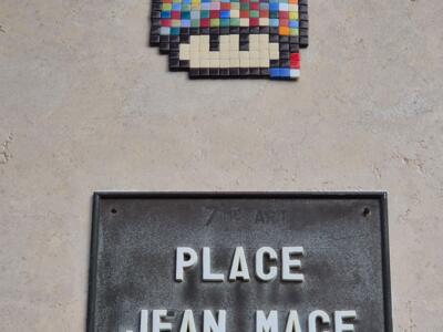 Multicoloured mushroom on Place Jean Macé — Street art by IN THE WOUP in Lyon