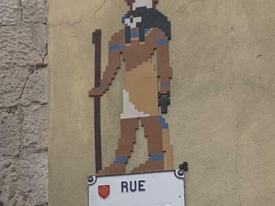 Divinité égyptienne de la rue Pharaon — Street art de Mifamosa à Toulouse