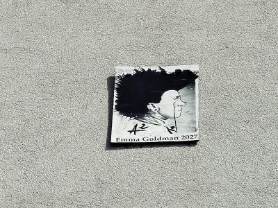 Emma Goldman 2027 — Street art de A2 à Vannes