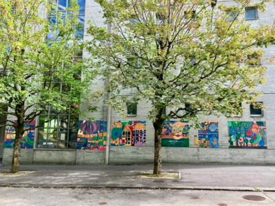 Panneaux colorés de la rue du Progrès — Street art à La Chaux-de-Fonds