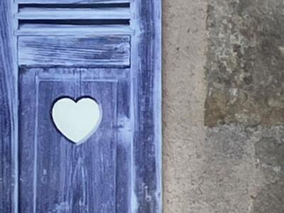 The shutters — Street art in Le Croisic