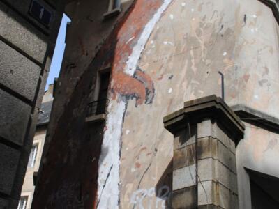 Red ermine — Street art by War in Rennes