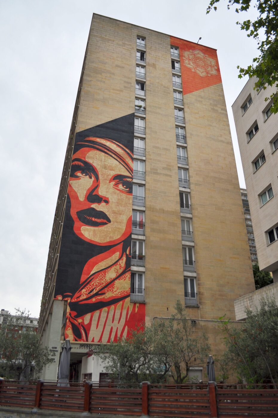 Monumental Woman Portrait Obey by Shepard Fairey (Obey) - 93 Rue Jeanne d'Arc, 75013 Paris