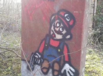 Dead Mario france-trignac-graffiti