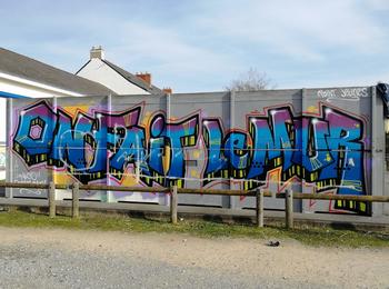 On fait le mur france-pornichet-graffiti