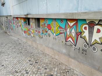  portugal-almada-graffiti