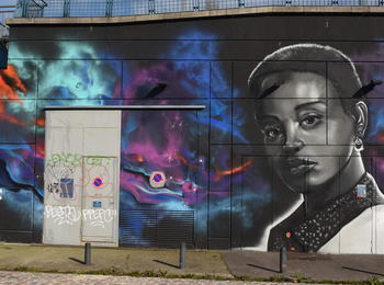 Space Portrait france-noisy-le-sec-graffiti