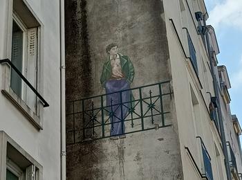 Homme au balcon france-nantes-graffiti