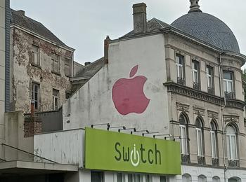 Apple belgium-gent-graffiti
