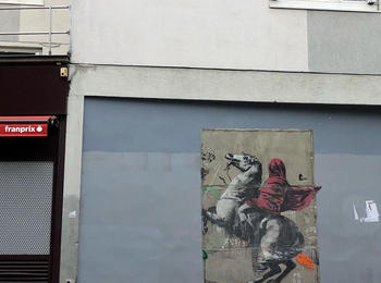 Banksy paris cheval Napoléon france-paris-graffiti