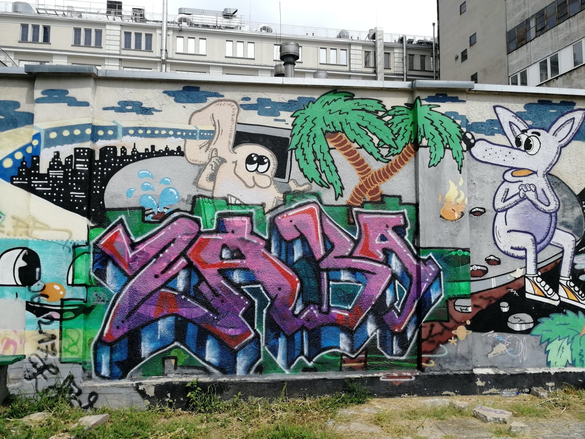 Graffiti 184  capturé par Rabot à Warszawa Poland