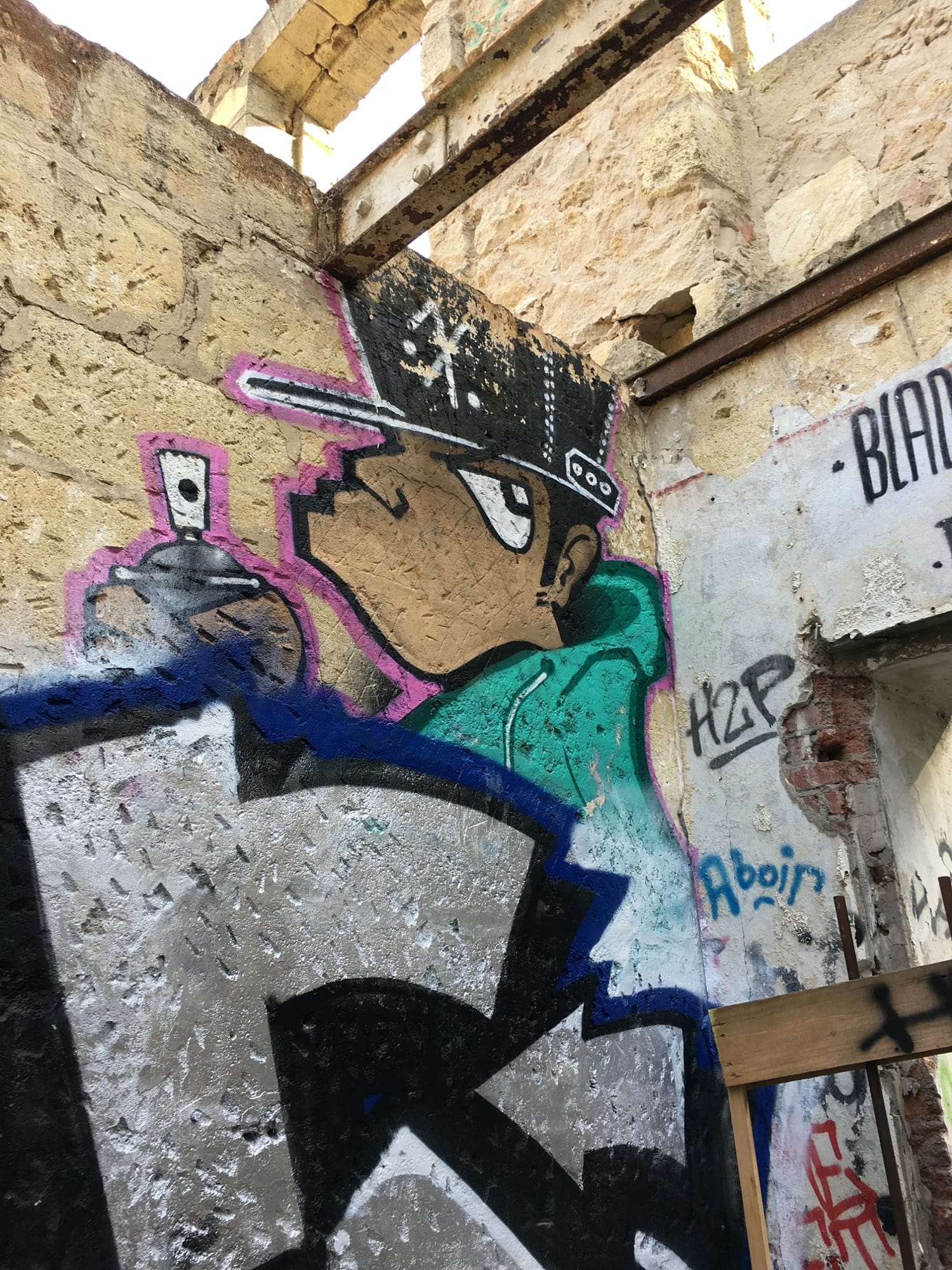 Graffiti 387  capturé par Julien à Bordeaux France