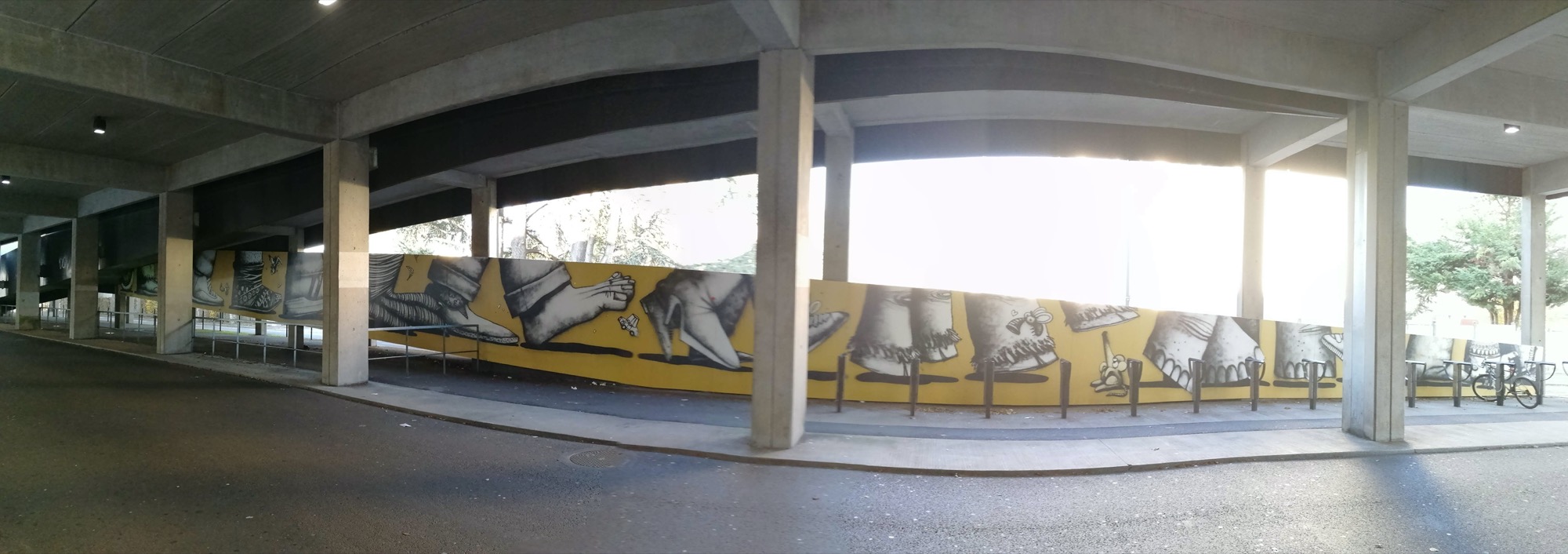 Graffiti 567  de Semor capturé par Rabot à Saint-Herblain France