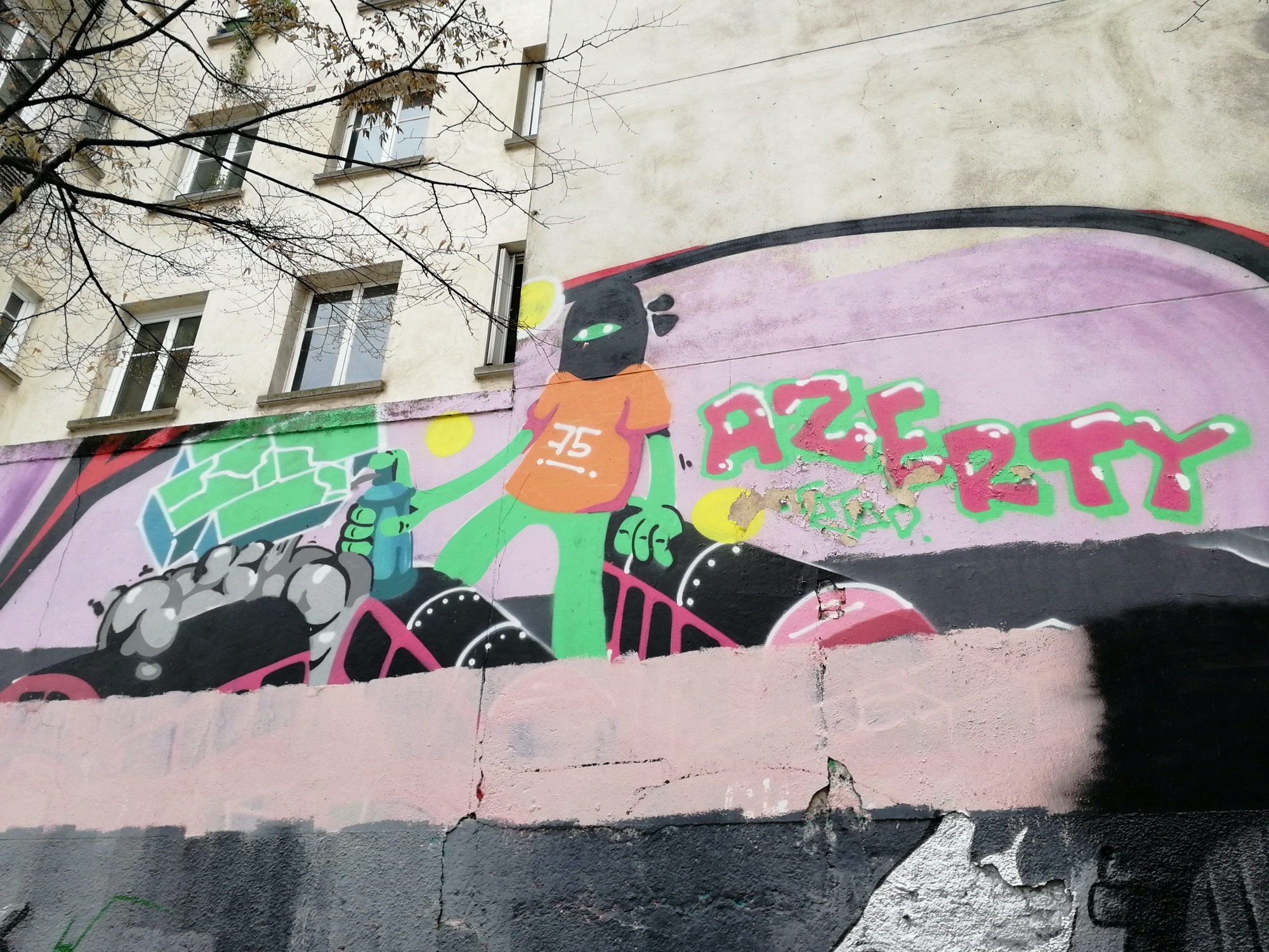 Graffiti 608  capturé par Rabot à Paris France