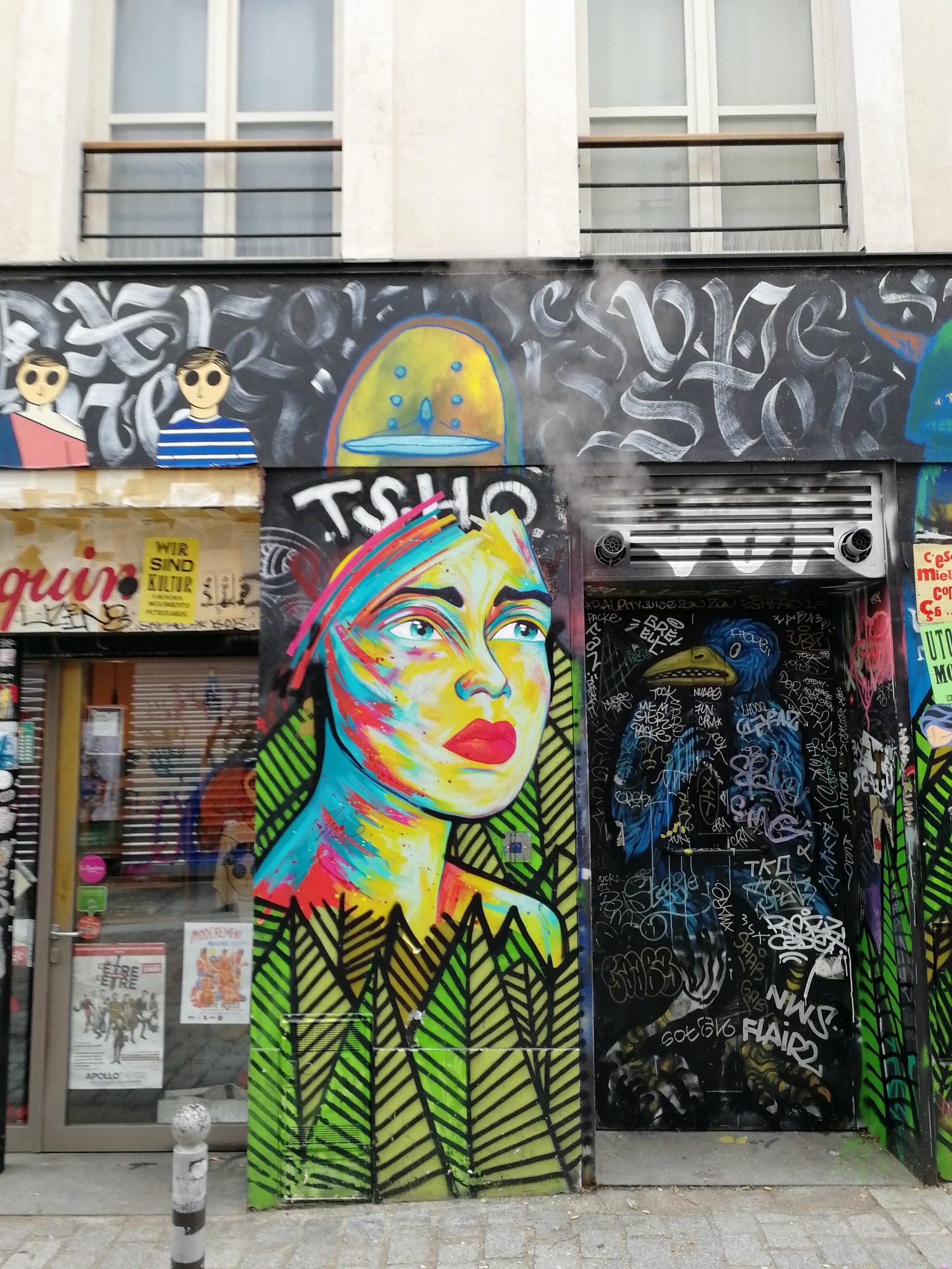 Graffiti 612  captured by Rabot in Paris France