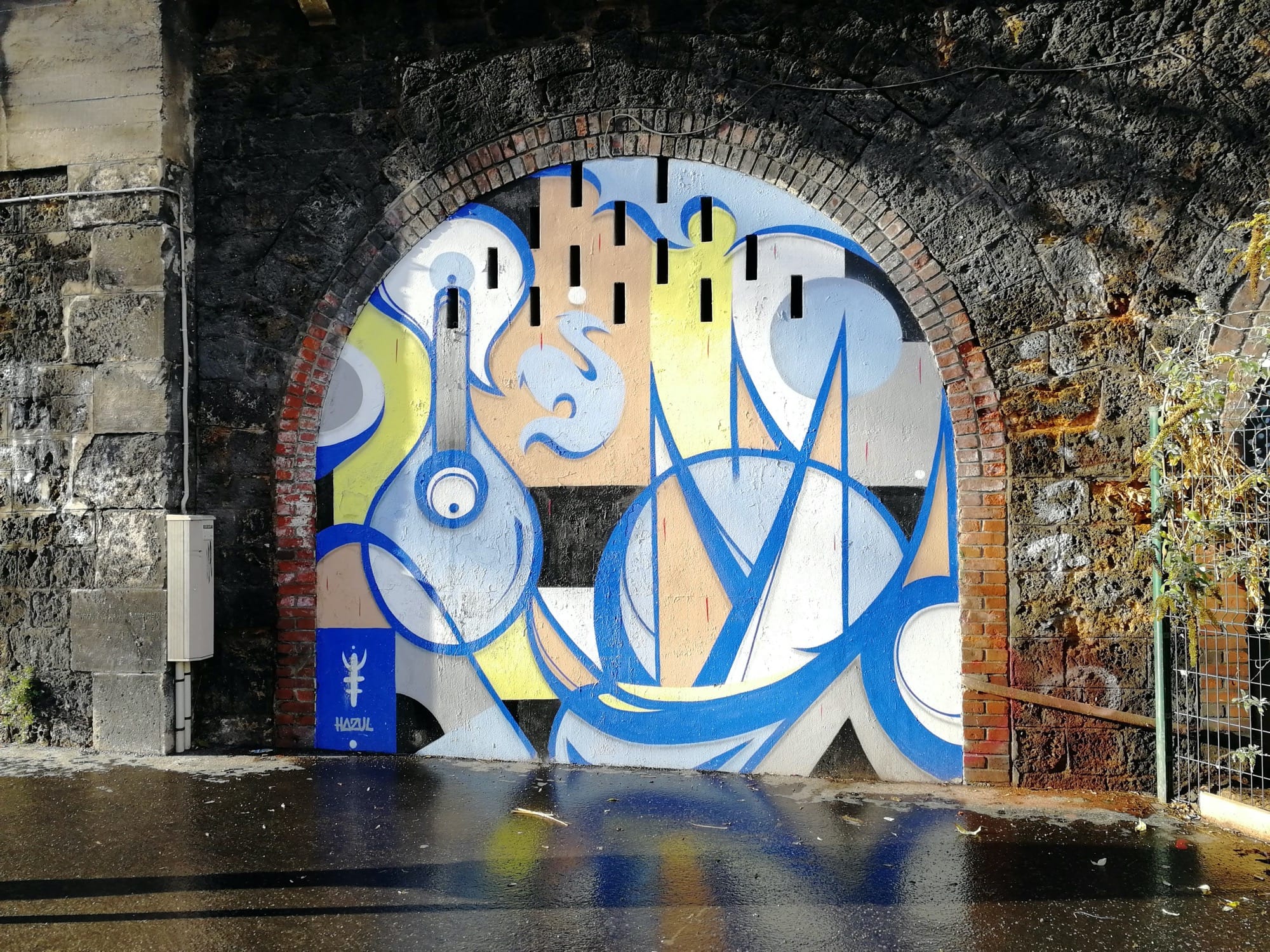Graffiti 727  de Hazul capturé par Rabot à Paris France
