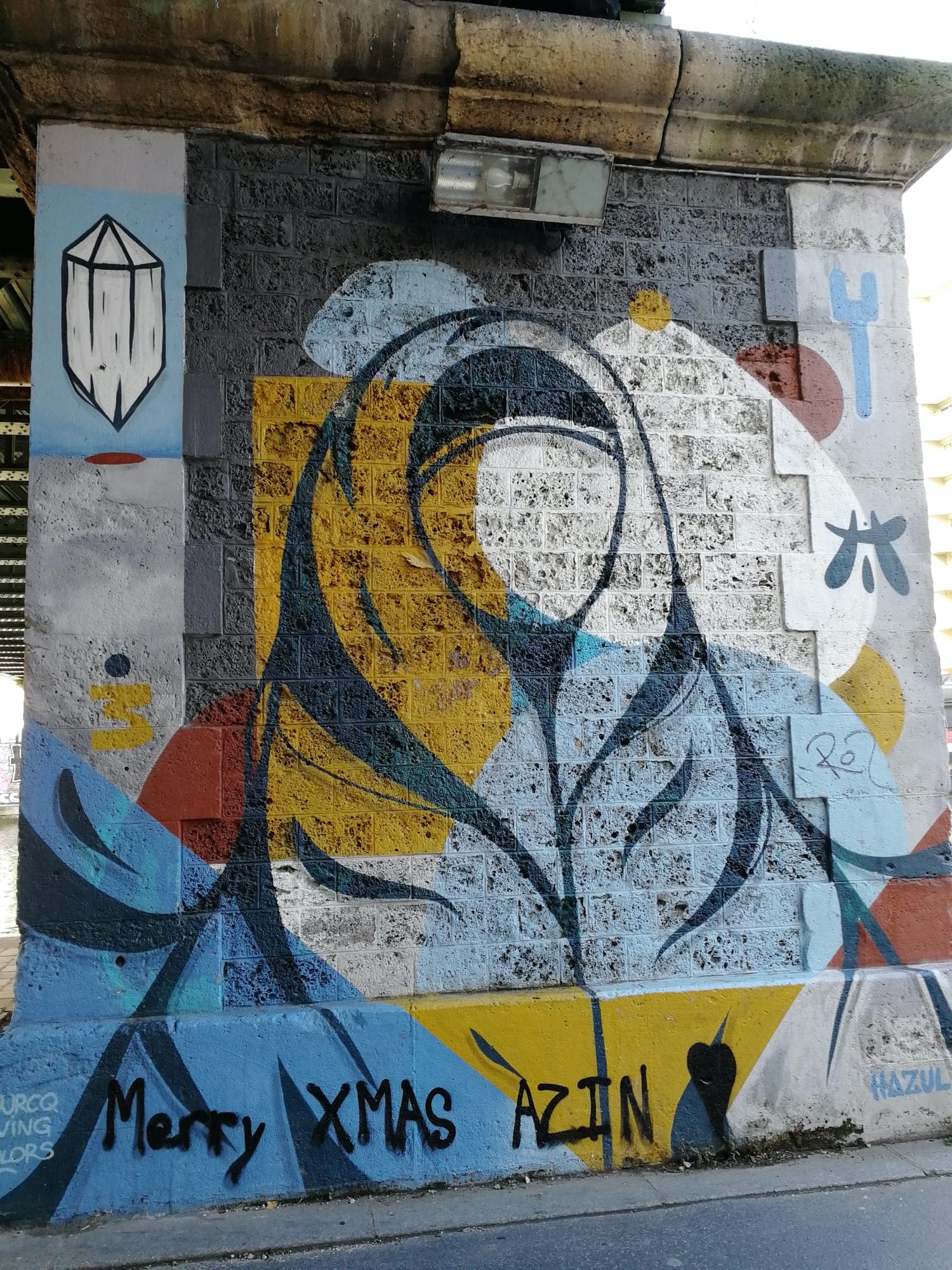 Graffiti 740  de Hazul capturé par Rabot à Paris France