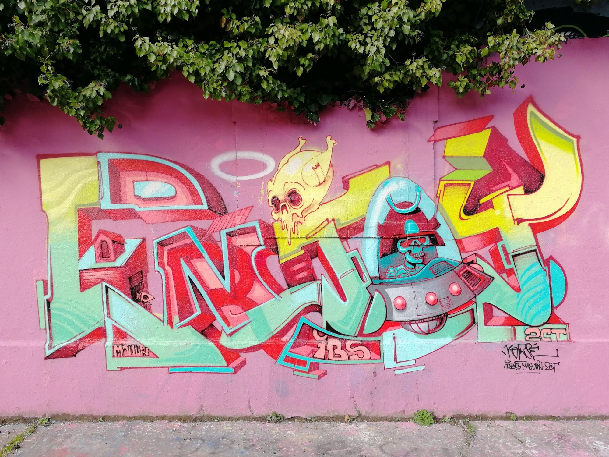 Graffiti 832  capturé par Rabot à Nantes France