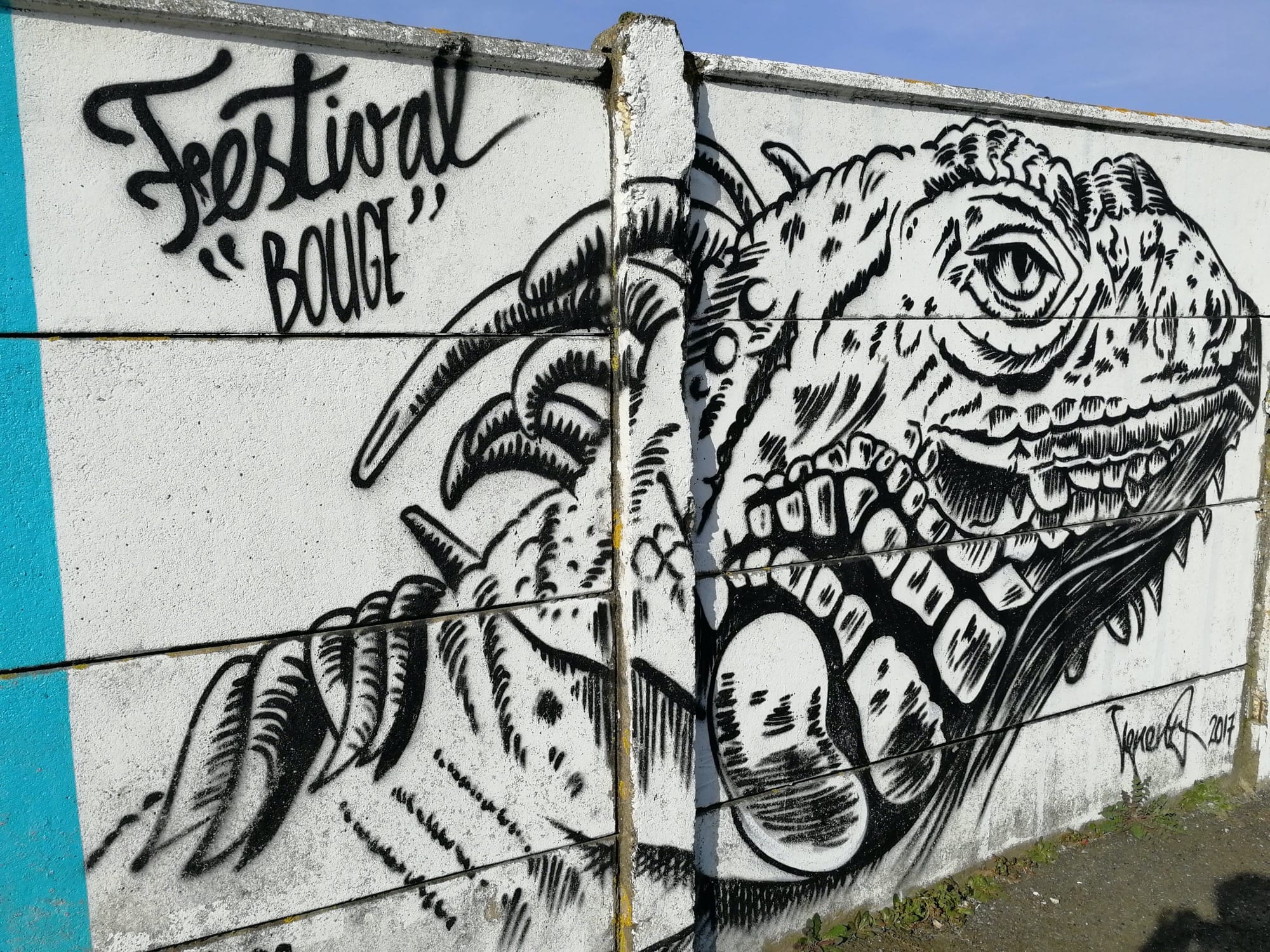 Graffiti 898  capturé par Rabot à Saint-Nazaire France