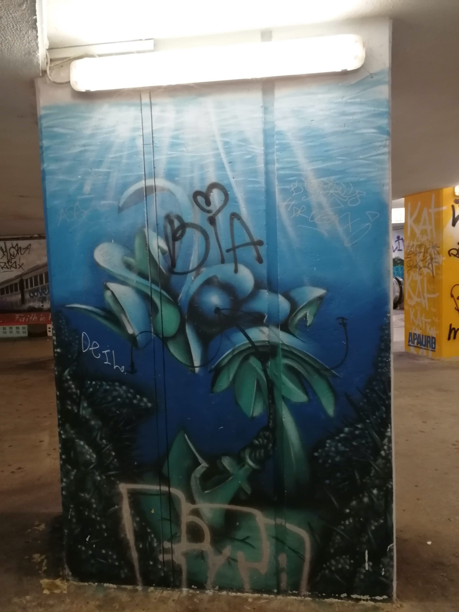 Graffiti 966  capturé par Rabot à Lisboa Portugal
