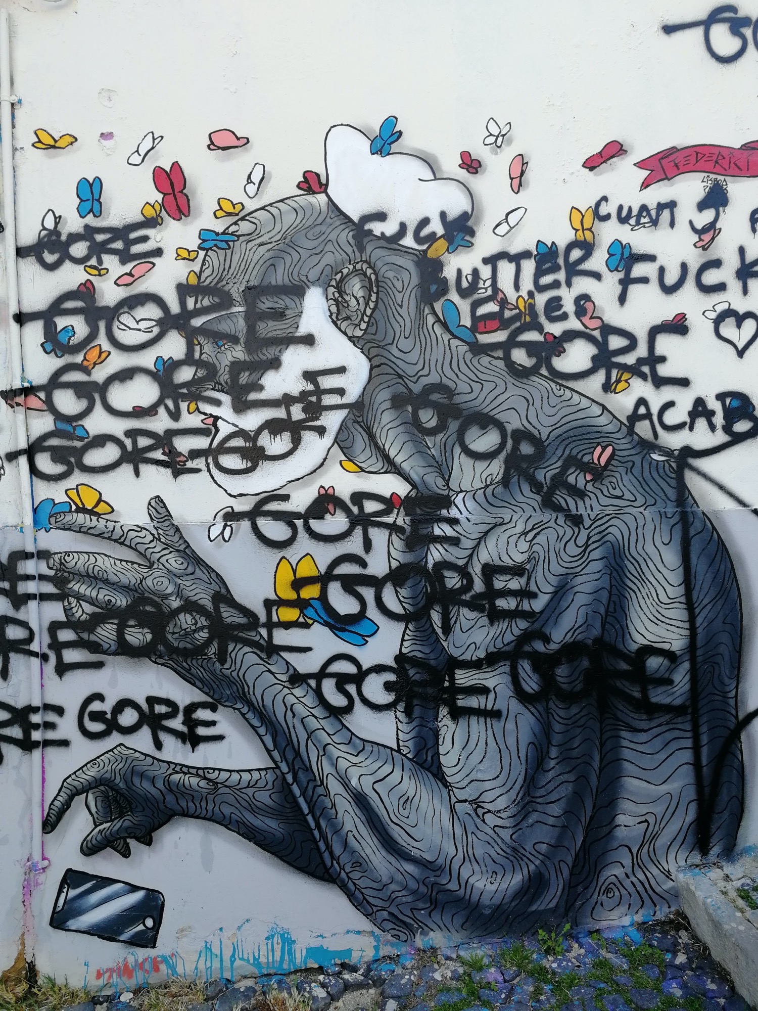 Graffiti 1076  capturé par Rabot à Lisboa Portugal